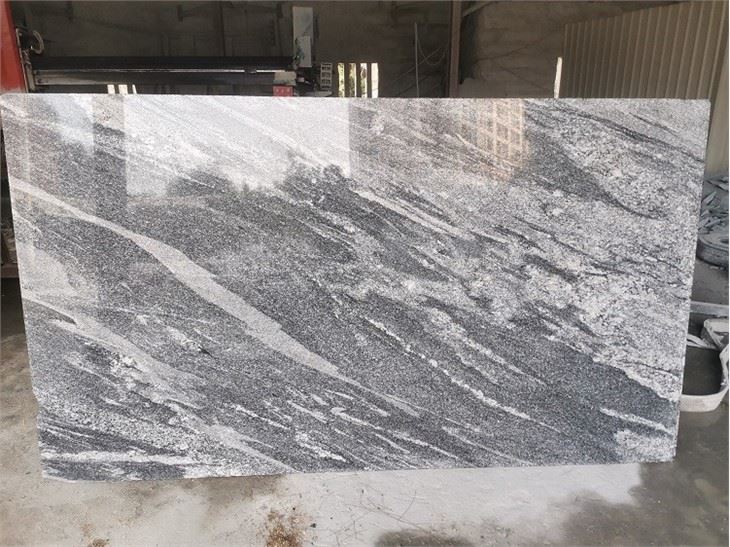 Graue Granitplatten