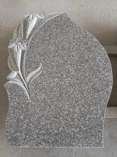 G664 Liliengrabstein aus Granit